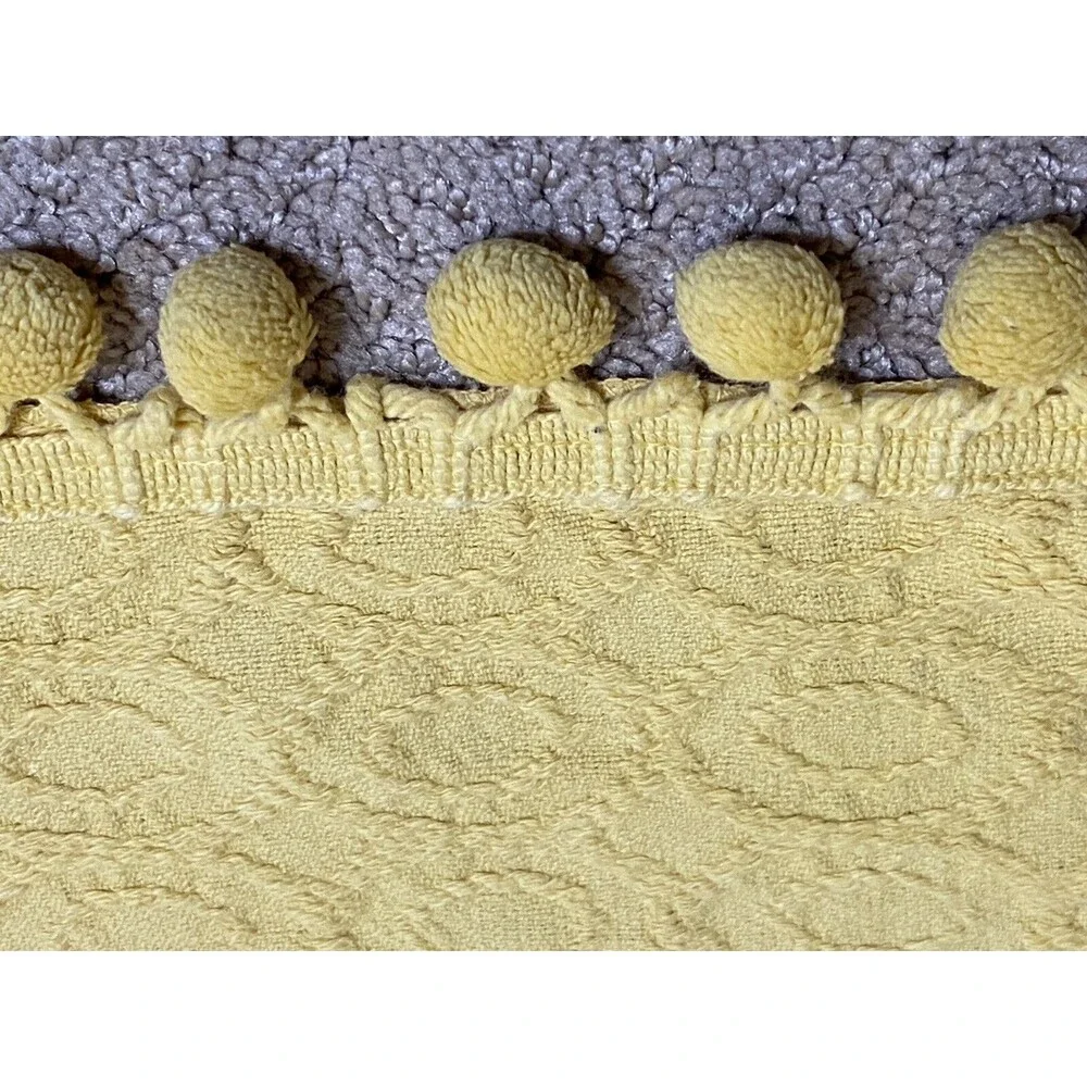 Vtg Twin Yellow Cotton Bedspread Pom Pom 90x115